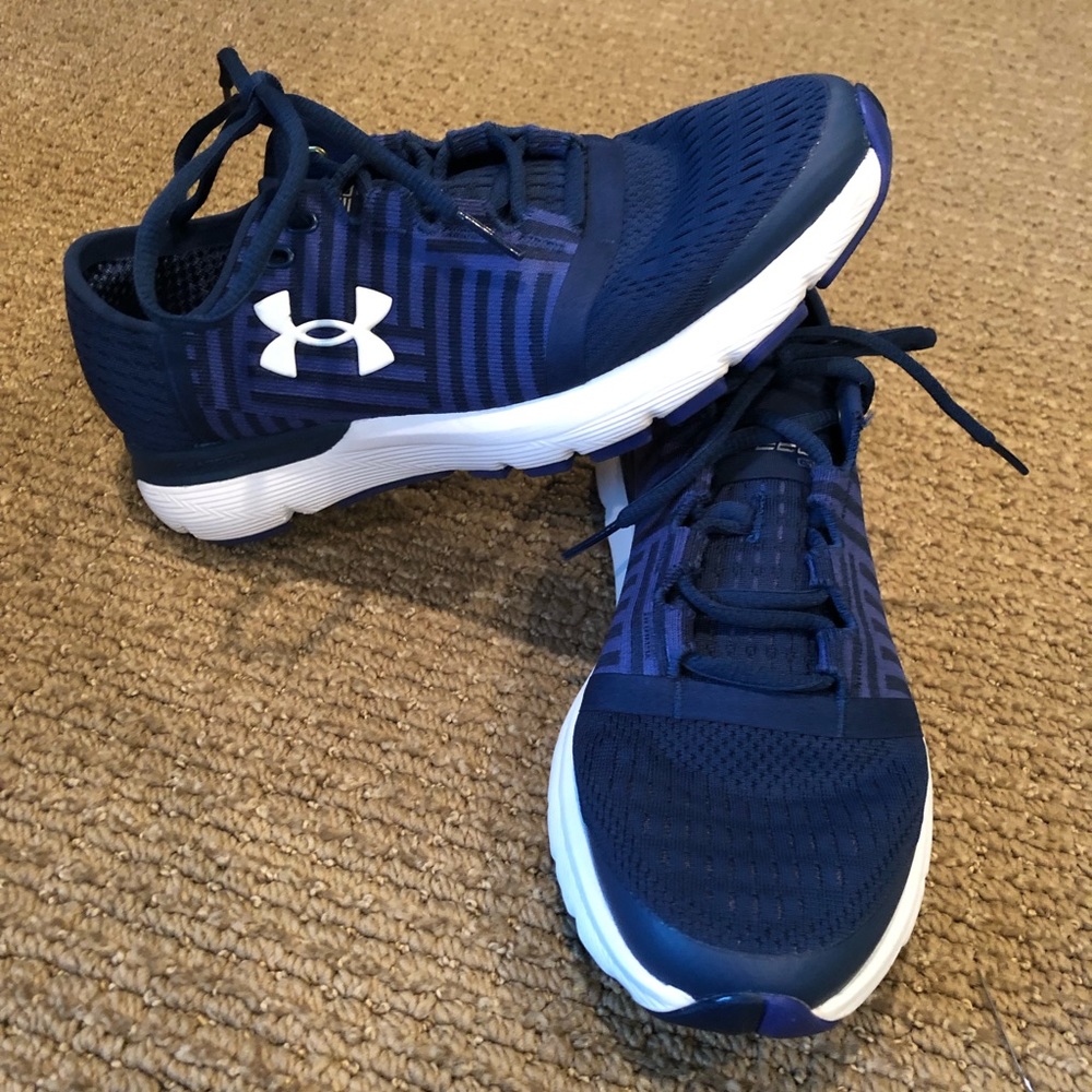 Under Armour SpeedForm running shoes sz 7